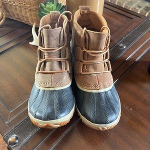 Out N About Sorel Boot